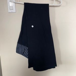 Lululemon pants size 6